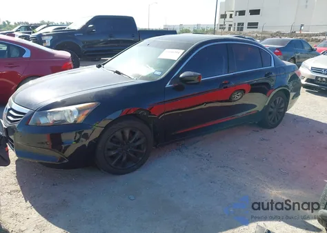 2011 Honda Accord Ex z USA, uszkodzony, nr VIN 1HGCP2F75BA110520